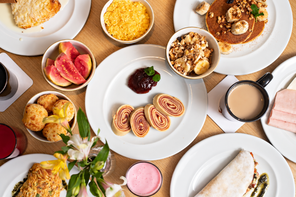 https://breakfastweekend.com.br/wp-content/uploads/2021/08/grand_mercure_vo_breakfast_weekend_sp-3-1024x683.png