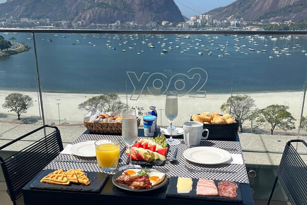 https://breakfastweekend.com.br/wp-content/uploads/2025/09/yoo2_breakfast_weekend_rio_de_janeiro_01-1024x683.jpg