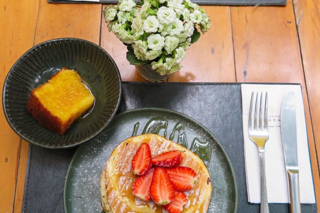 https://breakfastweekend.com.br/wp-content/uploads/2025/10/Jacaranda-2-1024x683.jpeg