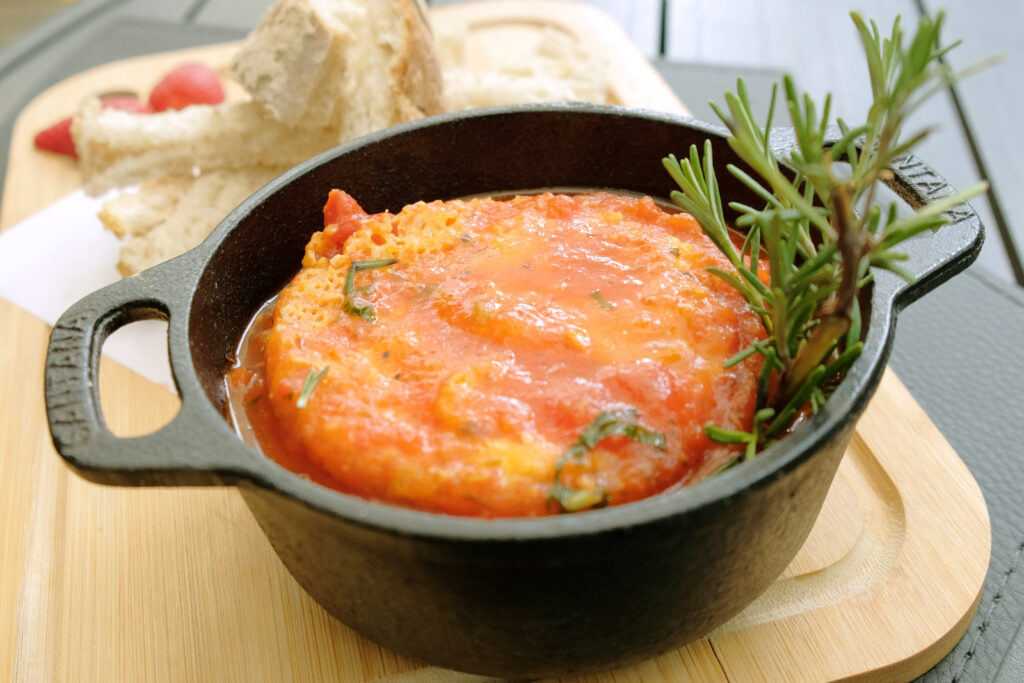 https://breakfastweekend.com.br/wp-content/uploads/2026/04/CAFE-CONTEINER-2-1024x683.jpg