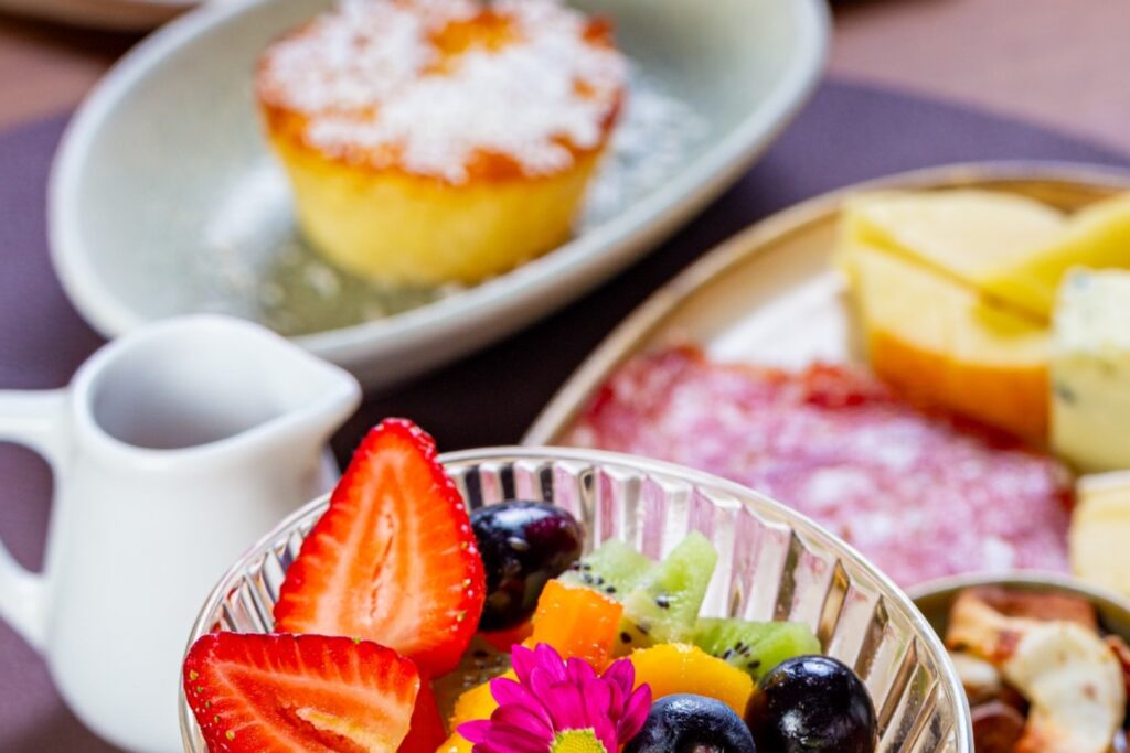 https://breakfastweekend.com.br/wp-content/uploads/2026/10/grand_mercure_lobby_bar_breakfast_weekend-2-1024x683.jpg